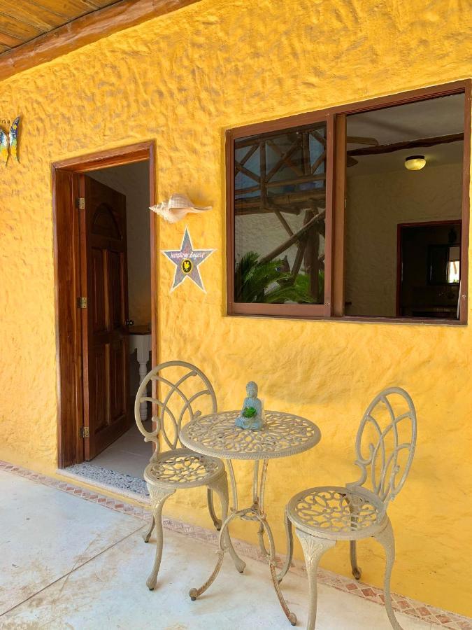 Hotel Casa Lupita Остров Холбокс Экстерьер фото