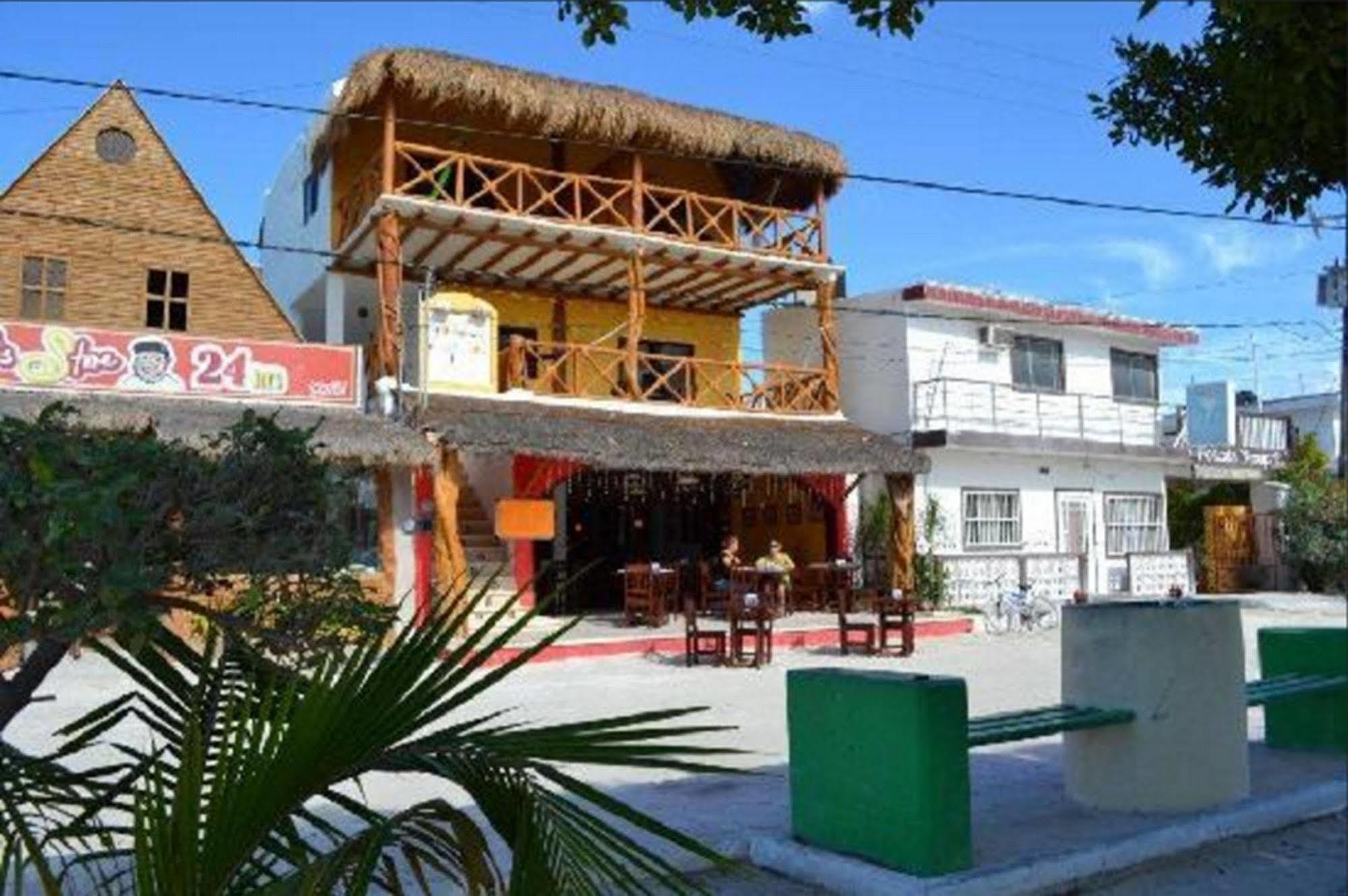 Hotel Casa Lupita Остров Холбокс Экстерьер фото